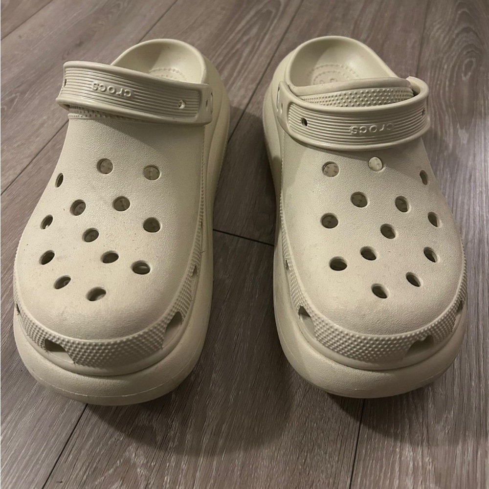 CROCS Womens Beige Clogs